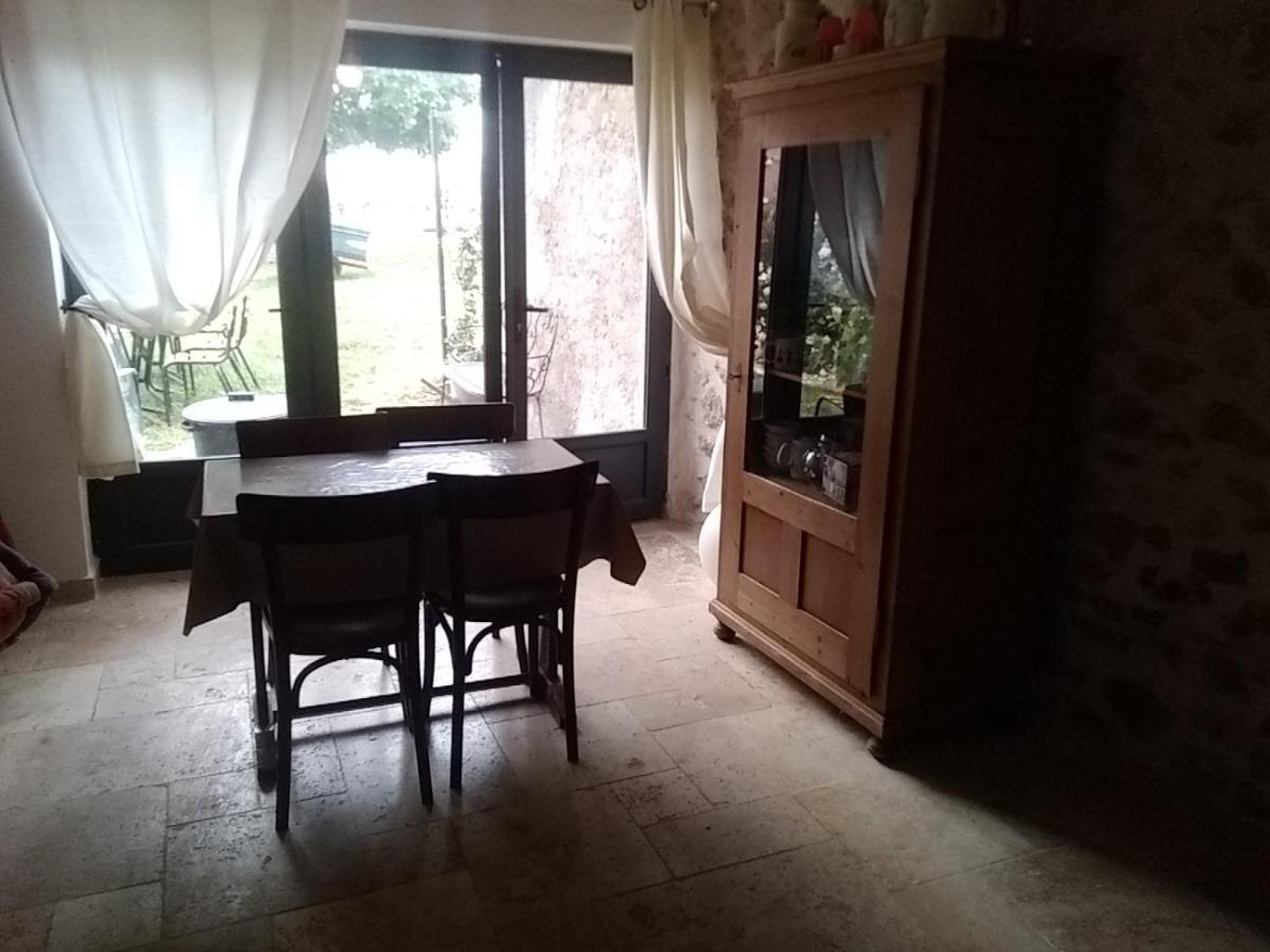 Studio indépendant dans Ferme Equestre Aups Extérieur photo
