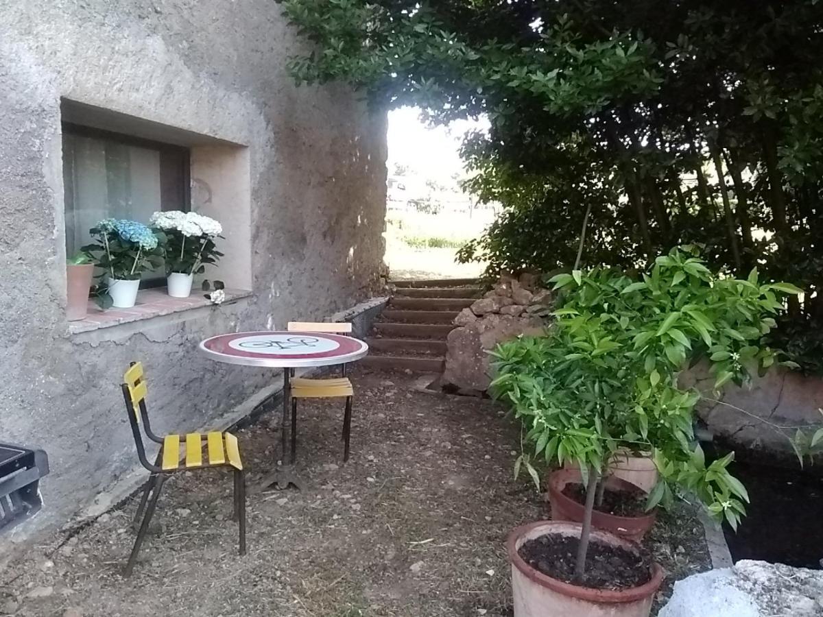 Studio indépendant dans Ferme Equestre Aups Extérieur photo
